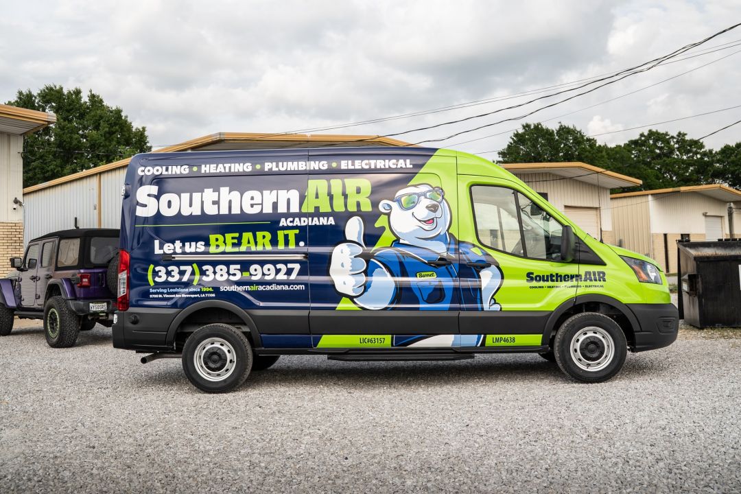 Southern Air fleet vehicle wrap